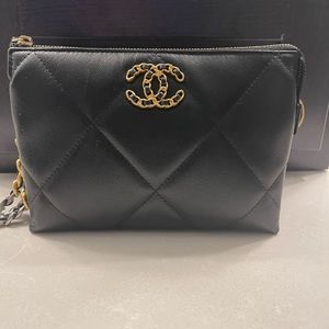 ****SOLD****Chanel Goatskin Quilted 19 Small Pouch w/handle